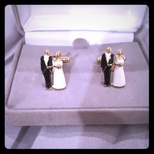 BRIDE AND GROOM CUFFLINKS